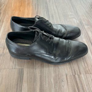 STEVE MADDEN | BLACK LEATHER OXFORDS